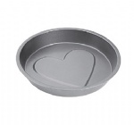 ROUND PAN WITH HEART